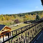 別荘 Vila Lac ブラショフ