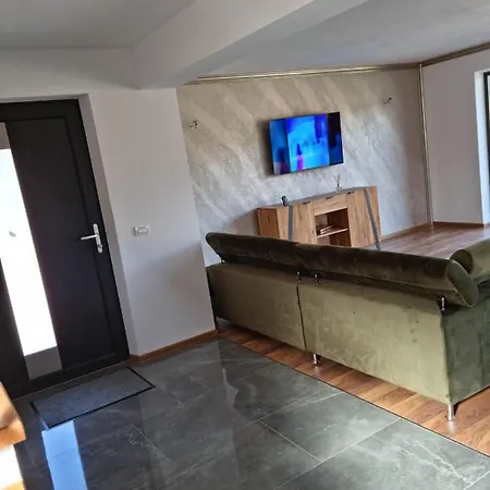 Vila Lac Сasa de vacaciones Braşov