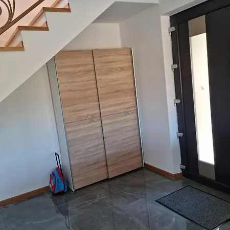 Vila Lac בית נופש *