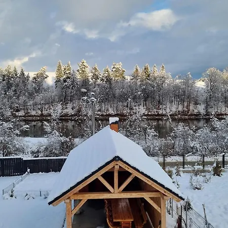 Vila Lac בית נופש