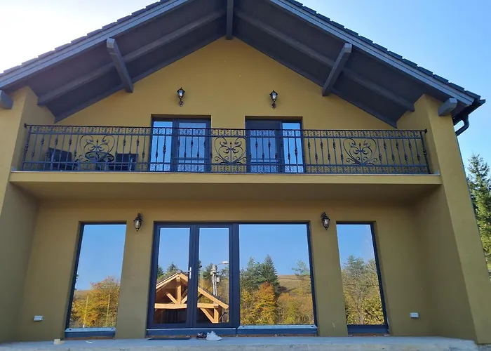 Будинок відпочинку Vila Lac *